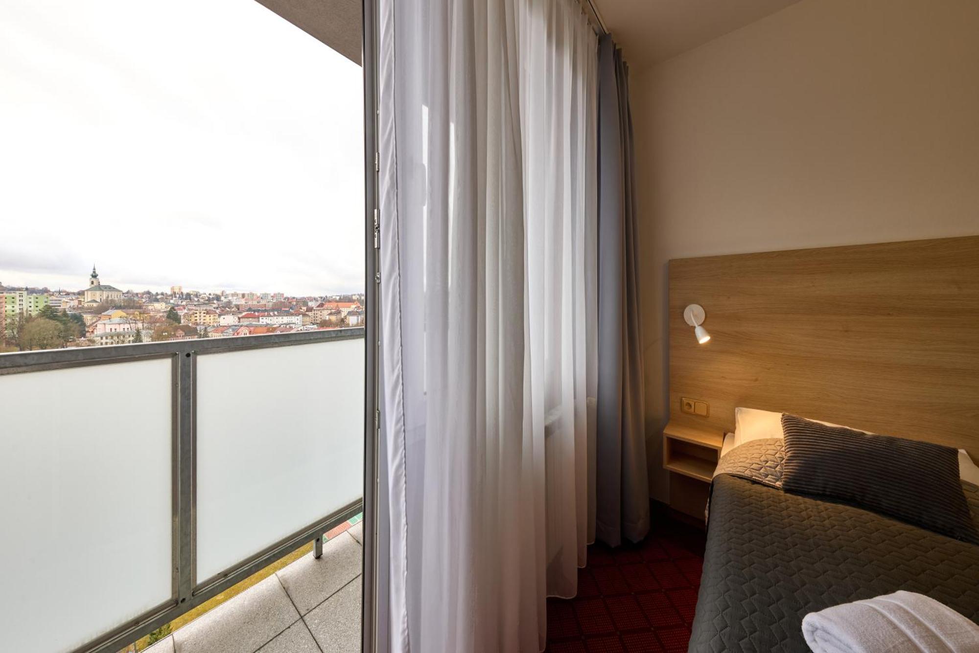 Patria Hotel Trutnov Exterior photo