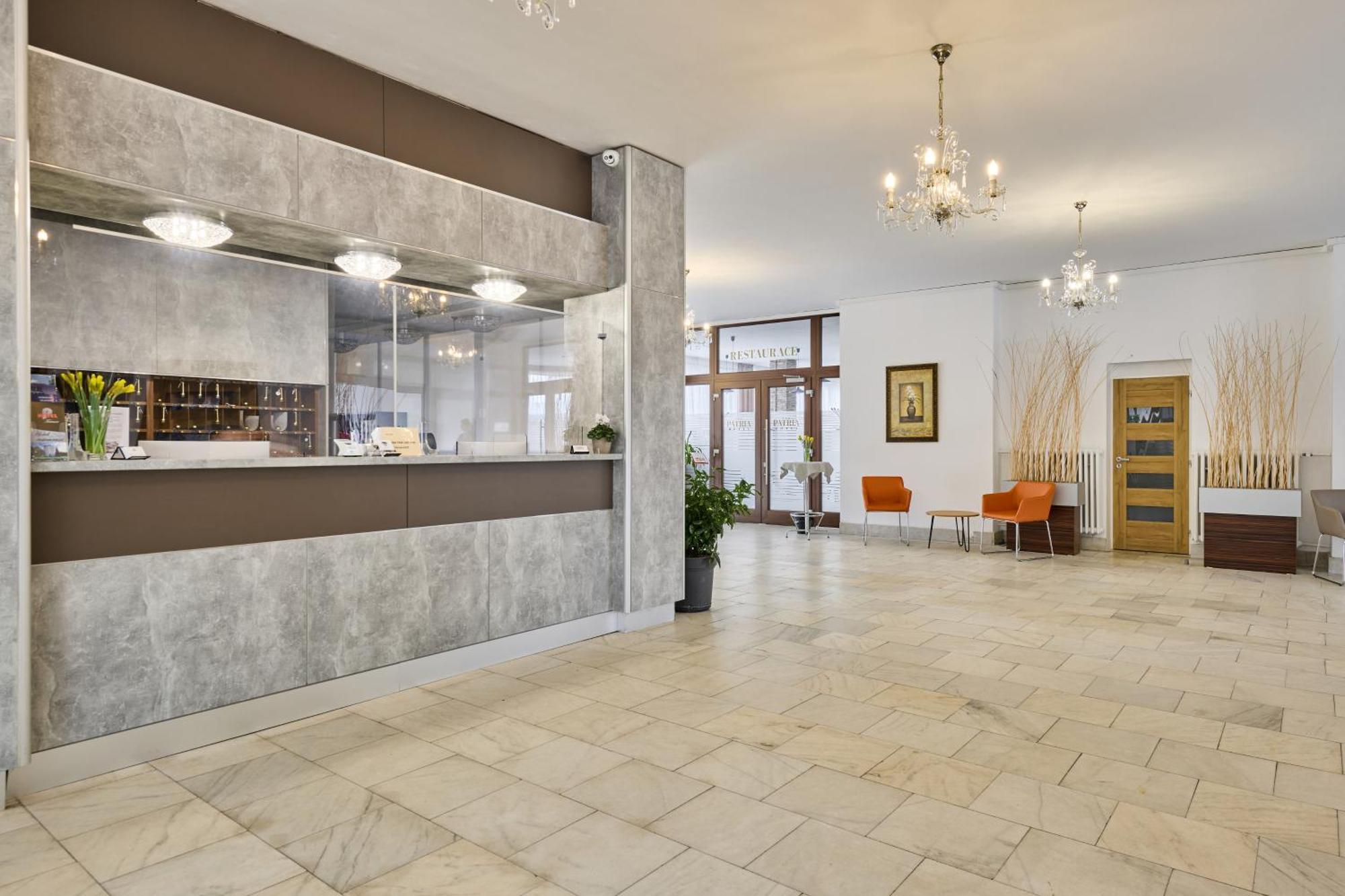 Patria Hotel Trutnov Exterior photo